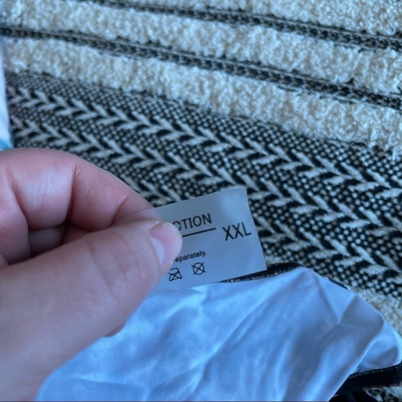 Matte collection swim snake skin high cut one piece swim suit sz.XXL - Picture 2 of 3